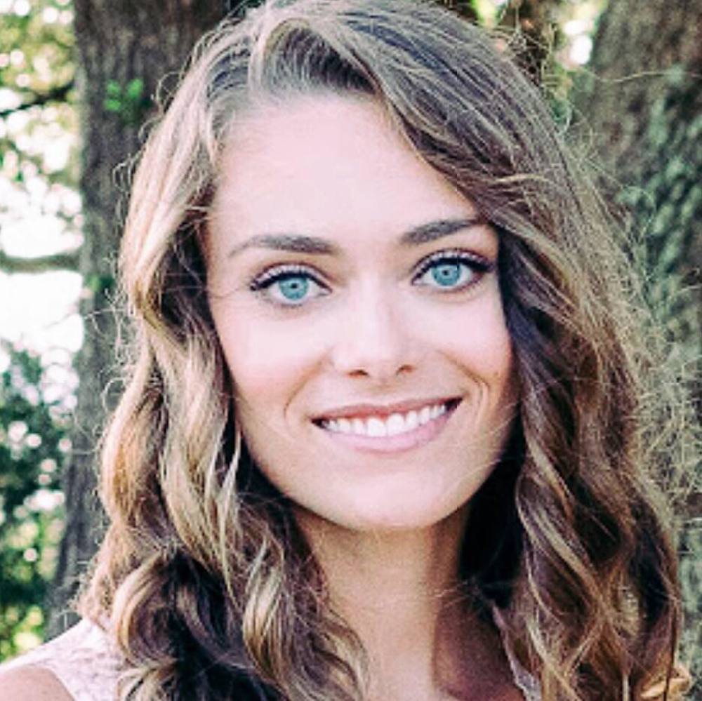 Meet your Posher, Laurel